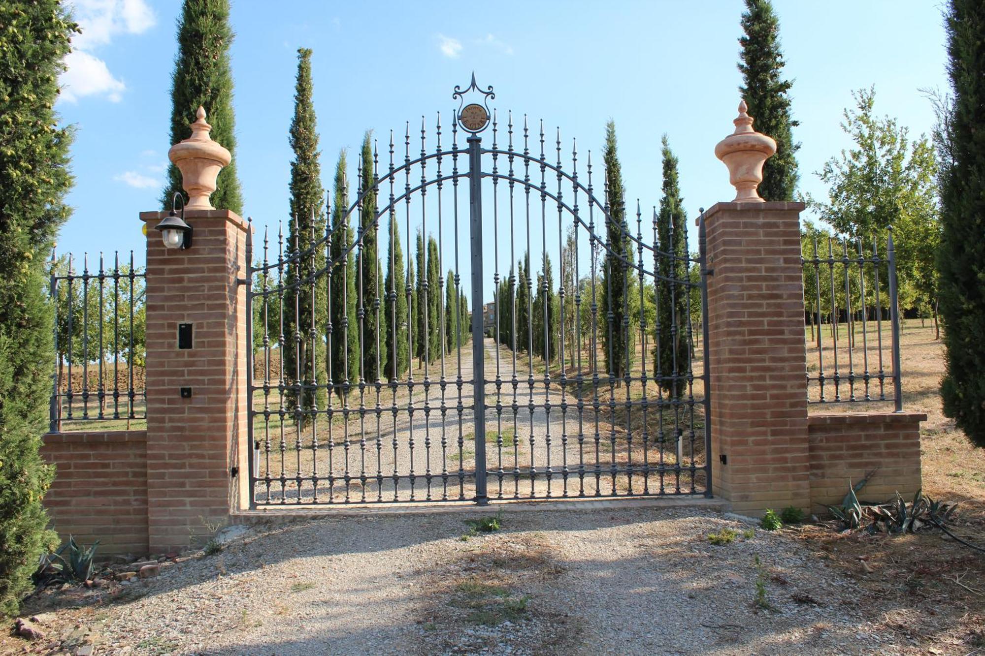 Fattoria Le Giare Agriturismo Cortona Exterior foto